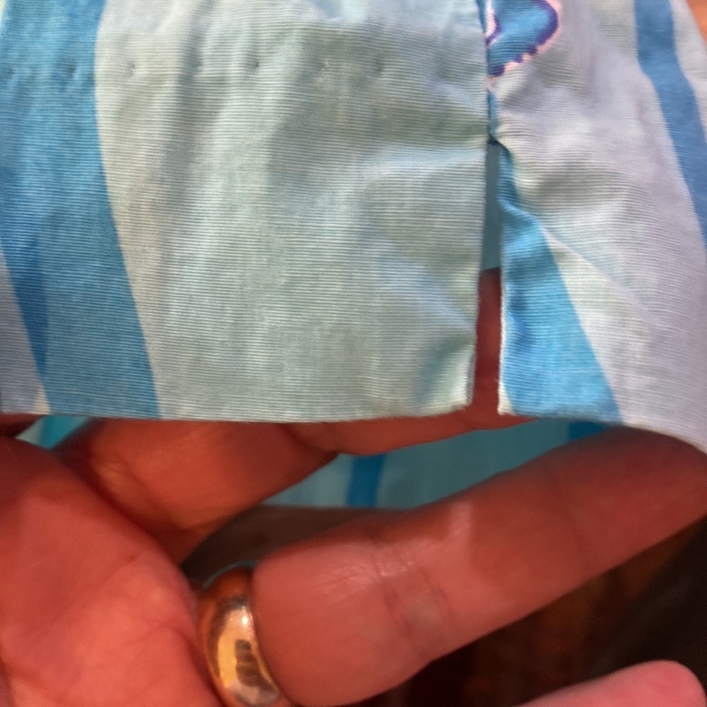 Lilly Pulitzer blue seahorse cropped cotton pants size 10 - Picture 3 of 6